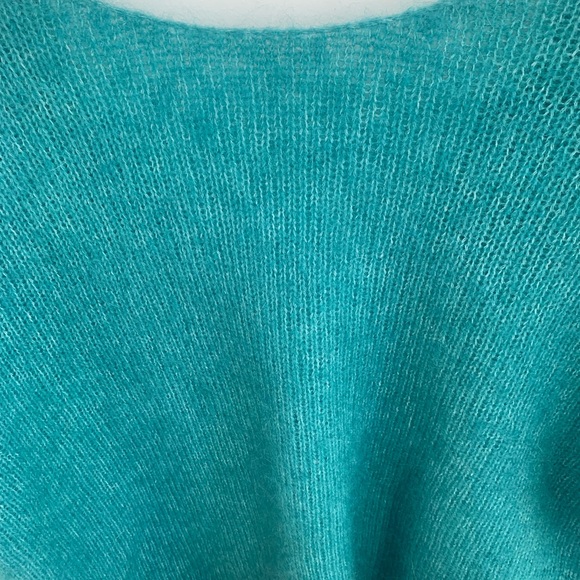 Sezane Green Scalloped Lace-Back V-Neck Sweater - Picture 11 of 12